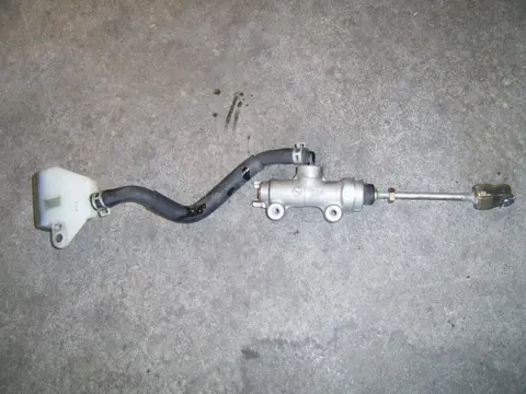 Rear brake master cylinder  Suzuki DL 1000 V STROM 2002 - 2004