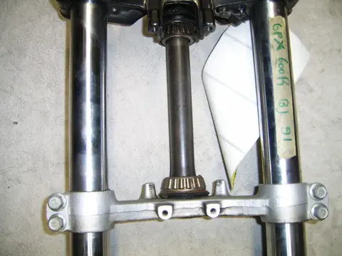 Steering stem Kawasaki GPX 600 1988 - 1994