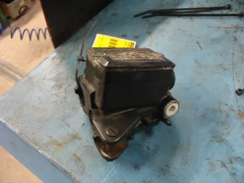 Front brake master cylinder  Kawasaki GPX 600 1988 - 1994