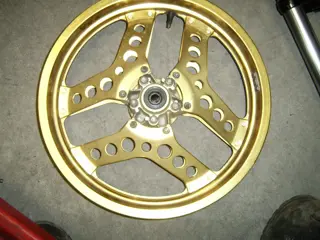 Front Wheel Honda VF 750 F 1983 - 1985