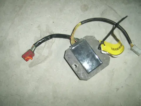 Regulator rectifier  Honda CX 500 1977 - 1985