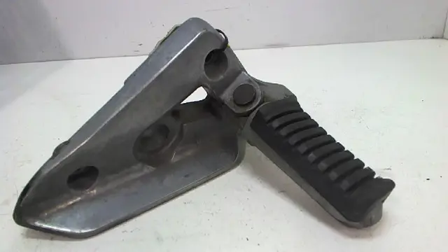 Pillion step left  Kawasaki VN 700  750 1986 - 1993