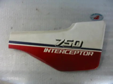 Cowl right Honda VF 750 F 1983 - 1985