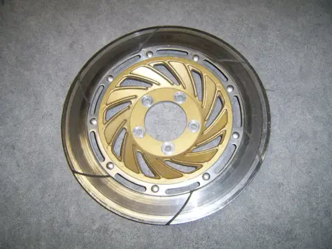 Brake disc front Honda VF 750 F 1983 - 1985