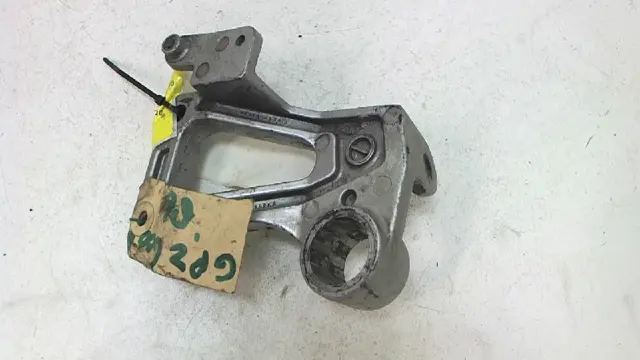 Pillion step right Kawasaki GPZ 600 1985 - 1987