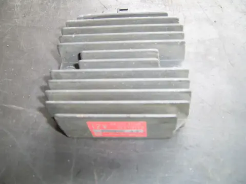 Regulator rectifier  Kawasaki GPZ 600 1985 - 1987