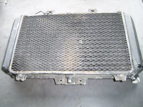 Radiator Kawasaki GPZ 600 1985 - 1987