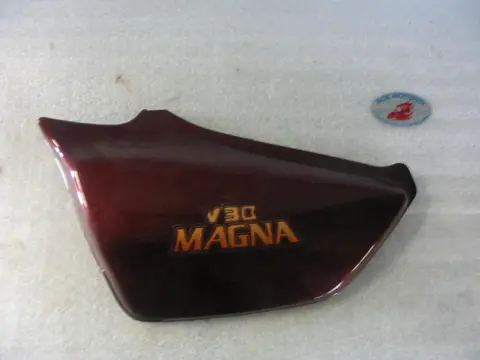 Cowl Left Honda VF 500  1984 - 1985