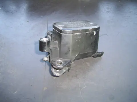 Front brake master cylinder  Honda Deauville 650 - 700 1998 - 2001