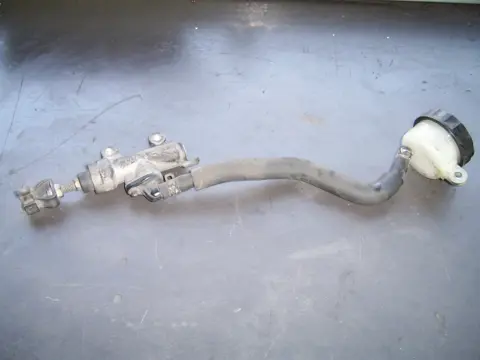 Rear brake master cylinder  Honda Deauville 650 - 700 1998 - 2001