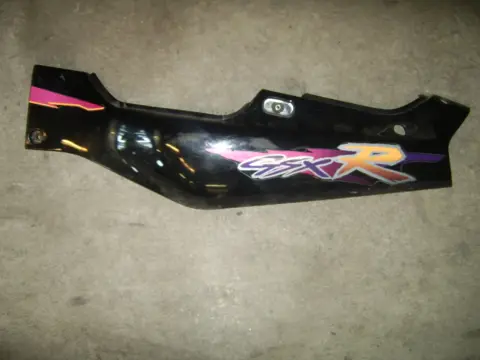 Cowl left rear Suzuki GSX R 750 1994 - 1995