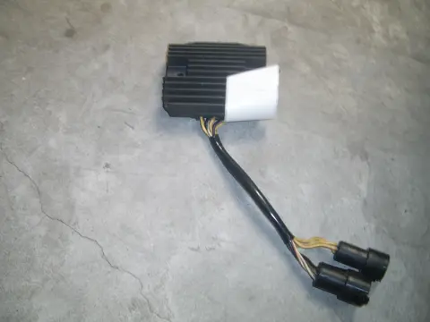 Regulator rectifier  Kawasaki ZX 9 R 2002 - 2004