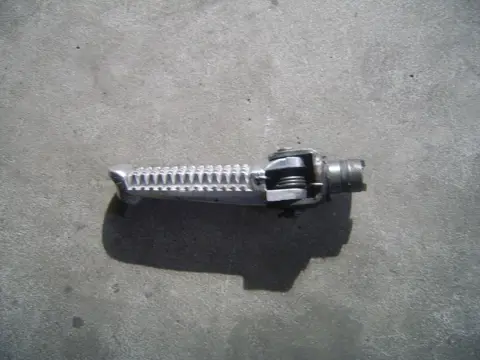 Footrest left Suzuki GSX R 750 1996 - 2000