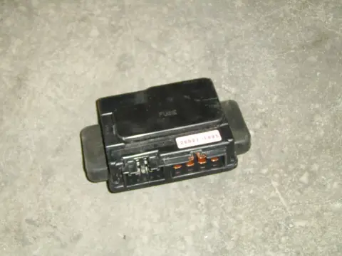 Fuse box Kawasaki ZX 6 R 2000 - 2002