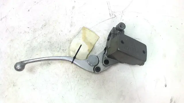 Front brake master cylinder  Suzuki VX 800 1990 - 1997