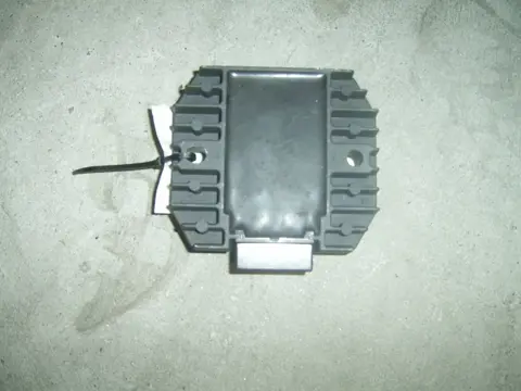 Regulator rectifier  Kawasaki ZR 7 1998 - 2003