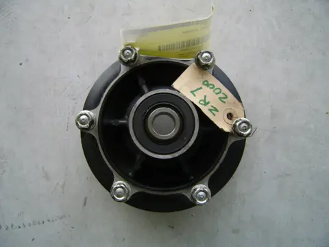 Driven flange Kawasaki ZR 7 1998 - 2003