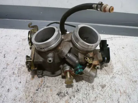 Throttle body Aprilia RSV 1000 1998 - 2000