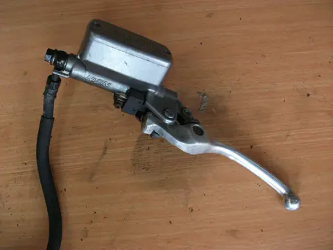 Clutch master cylinder Honda VFR 750 1994 - 1997
