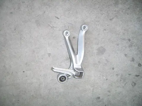 Pillion step right Suzuki GSX R 1000 2000 - 2002