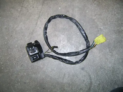 Handlebar switch assy left Suzuki GSX R 1000 2000 - 2002