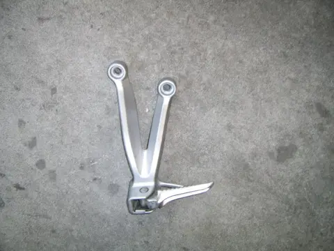 Pillion step left  Suzuki GSX R 1000 2000 - 2002