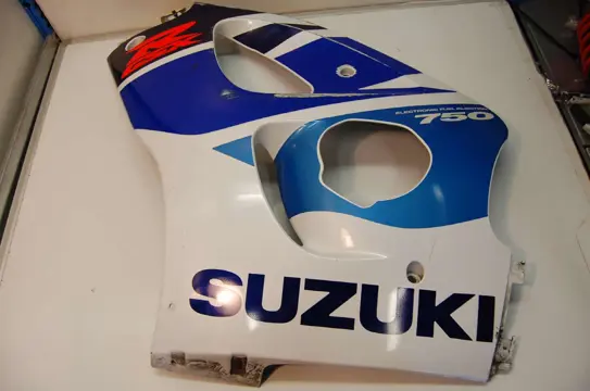 Cowl Left Suzuki GSX R 750 1996 - 2000