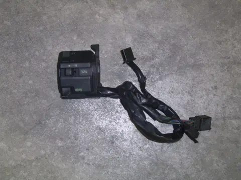 Handlebar switch assy left Kawasaki GPZ 500 1988 - 1994
