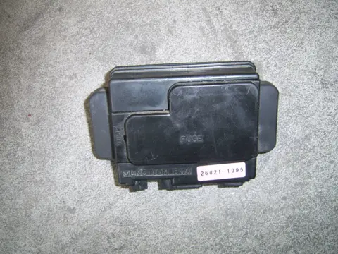Fuse box Kawasaki ZX 9 R 1998 - 1999