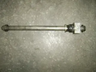 Rear axle Kawasaki ZX 9 R 1998 - 1999