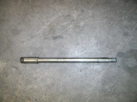Axle front Kawasaki VN 1500 1987 - 1996