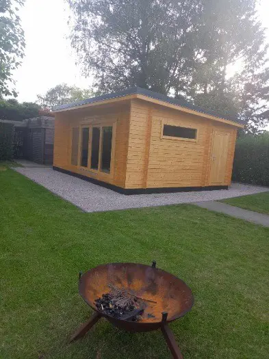 Tuinhuis-Blokhut Japan: 608 x 390 cm