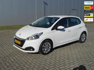 Peugeot 208 1.2 PureTech Blue Lease Active