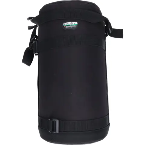 Tweedehands LowePro Lens case 13x32 cm Black CM0881