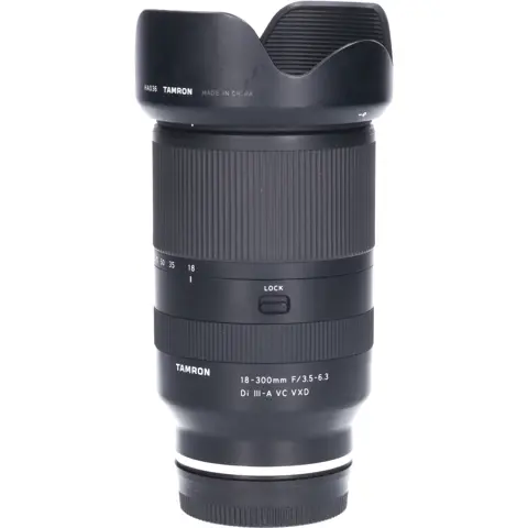 Tweedehands Tamron 18-300mm f/3.5-6.3 Di III-A VC VXD Sony E CM1754
