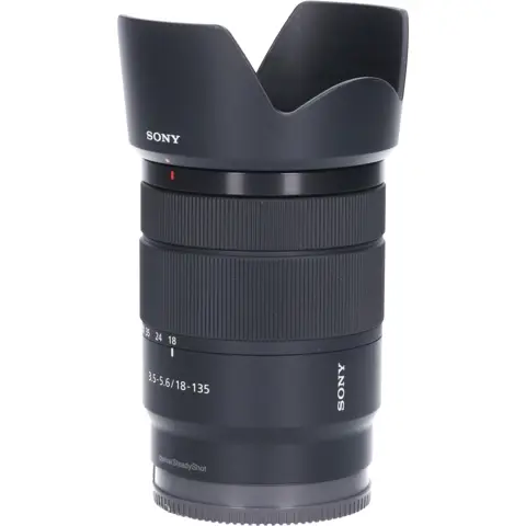 Tweedehands Sony E 18-135mm f/3.5-5.6 OSS CM1330