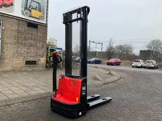 EP ESA121 1200KG 2.70METER TOT 3.80METER STAPELAAR / HEFTRUCK