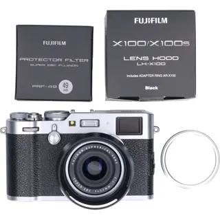 Tweedehands Fujifilm FinePix X100F Zilver CM1887