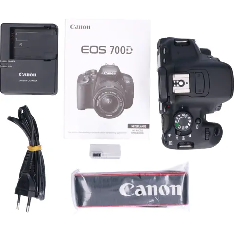 Tweedehands Canon EOS 700D - Body CM1861