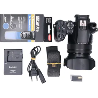 Tweedehands Panasonic Lumix DMC-FZ2000 CM1118