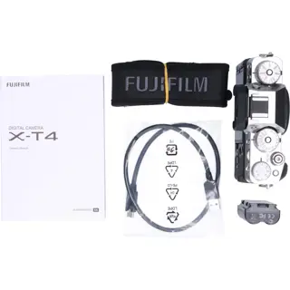 Tweedehands Fujifilm X-T4 Body Zilver CM1049