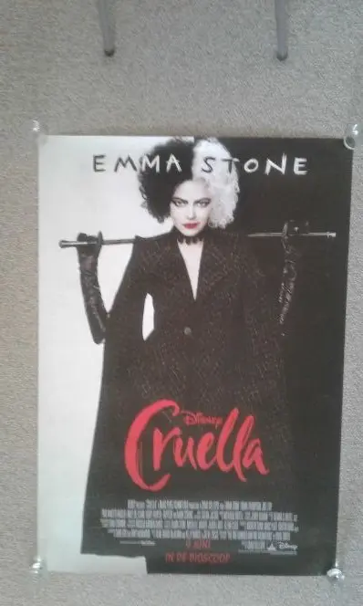 CRUELLA filmposter.