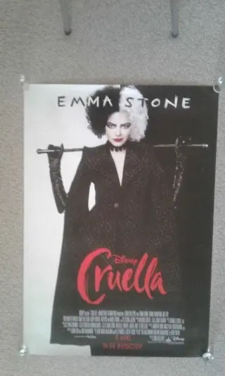 CRUELLA filmposter.