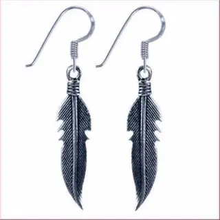 Prachtige veertjes, oorbellen van zilver