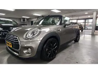 MINI Cabrio 1.5 Cooper Chili Serious Business Automaat 94285 Km navi Pdc
