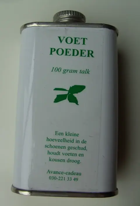 TALKPOEDER VOETPOEDER 100 GRAM IN RETRO BLIKJE NIEUW