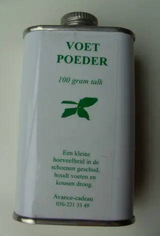 TALKPOEDER VOETPOEDER 100 GRAM IN RETRO BLIKJE NIEUW