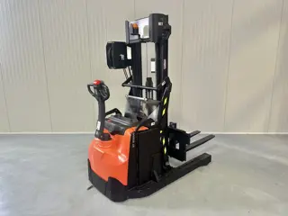 SWE 120 XR *  DEMO !! REACH - MAST + Tilting Forks + S.S. !!