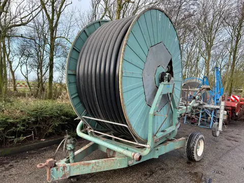 FERBO met slang 410 en diameter 100 Optioneel met pomp