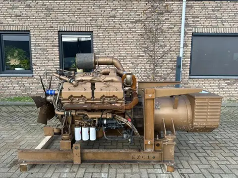 Renault Berliet Leroy Somer 250 kVA noodstroom aggregaat generatorset 148 hours